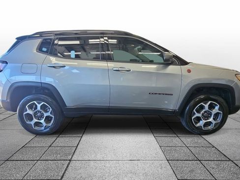 Used 2022 Jeep Compass Trailhawk w/ Trailhawk Elite Group AWD/4WD image 4