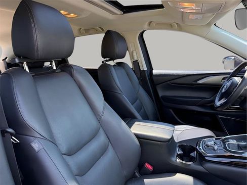 Used 2021 MAZDA CX-9 Touring w/ Touring Premium Package FWD image 34