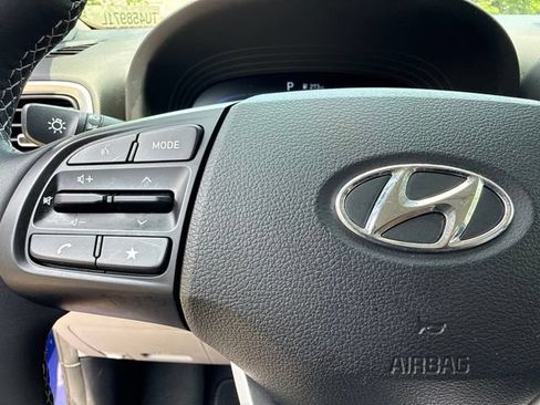 Used 2024 Hyundai Venue SEL FWD image 38