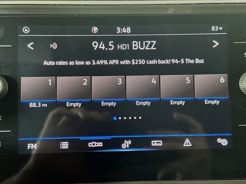 Used 2024 Volkswagen Tiguan SE image 21