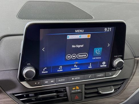 Certified 2024 Nissan Altima 2.5 SV FWD image 7