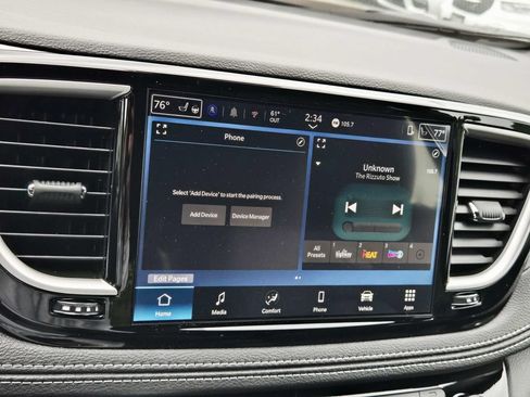 New 2026 Chrysler Pacifica Select w/ S Appearance Package FWD image 26
