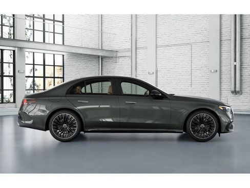 New 2026 Mercedes-Benz E 350 4MATIC Sedan image 16