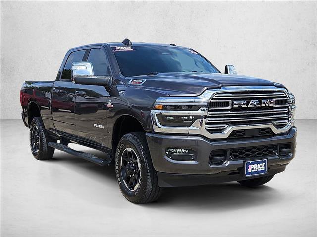 Used 2026 RAM 2500 Laramie AWD/4WD image 3