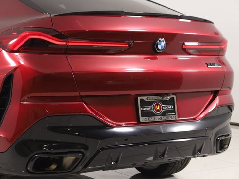 Used 2024 BMW X6 xDrive40i w/ Premium Package image 71