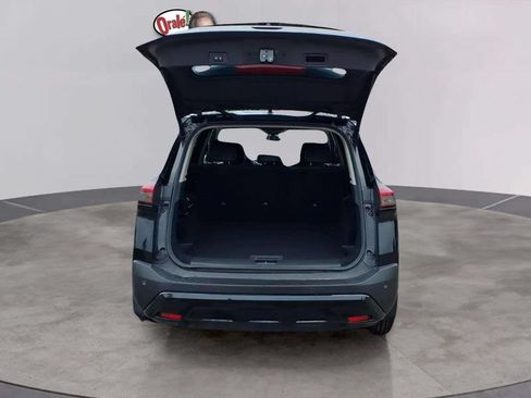 Used 2023 Nissan Rogue SV w/ SV Premium B Package FWD image 19