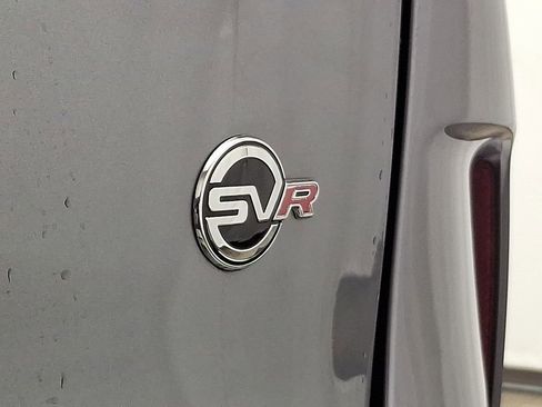 Used 2023 Jaguar F-PACE SVR image 33