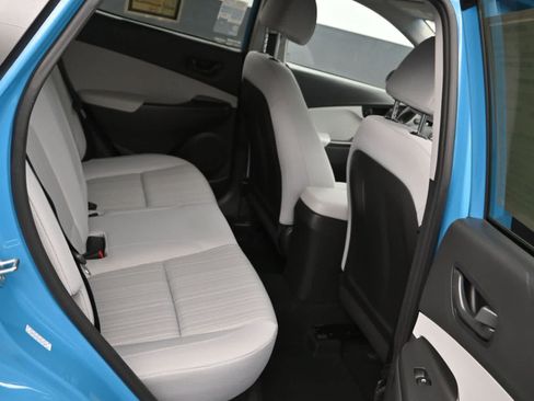 Used 2022 Hyundai Kona SEL AWD/4WD image 12