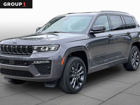 New 2026 Jeep Grand Cherokee L Limited AWD/4WD image 1