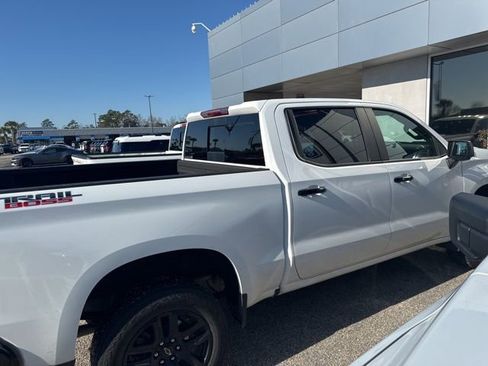 Used 2023 Chevrolet Silverado 1500 LT Trail Boss w/ LT Trail Boss Premium Package image 8