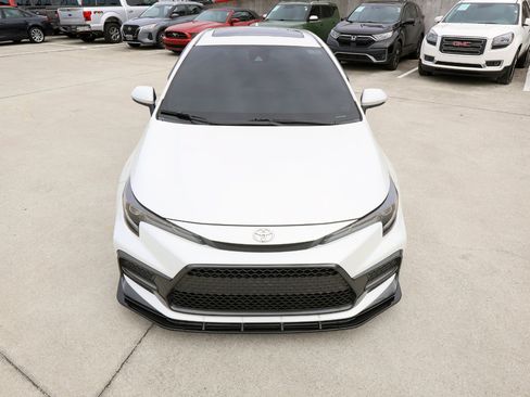Used 2020 Toyota Corolla XSE image 11