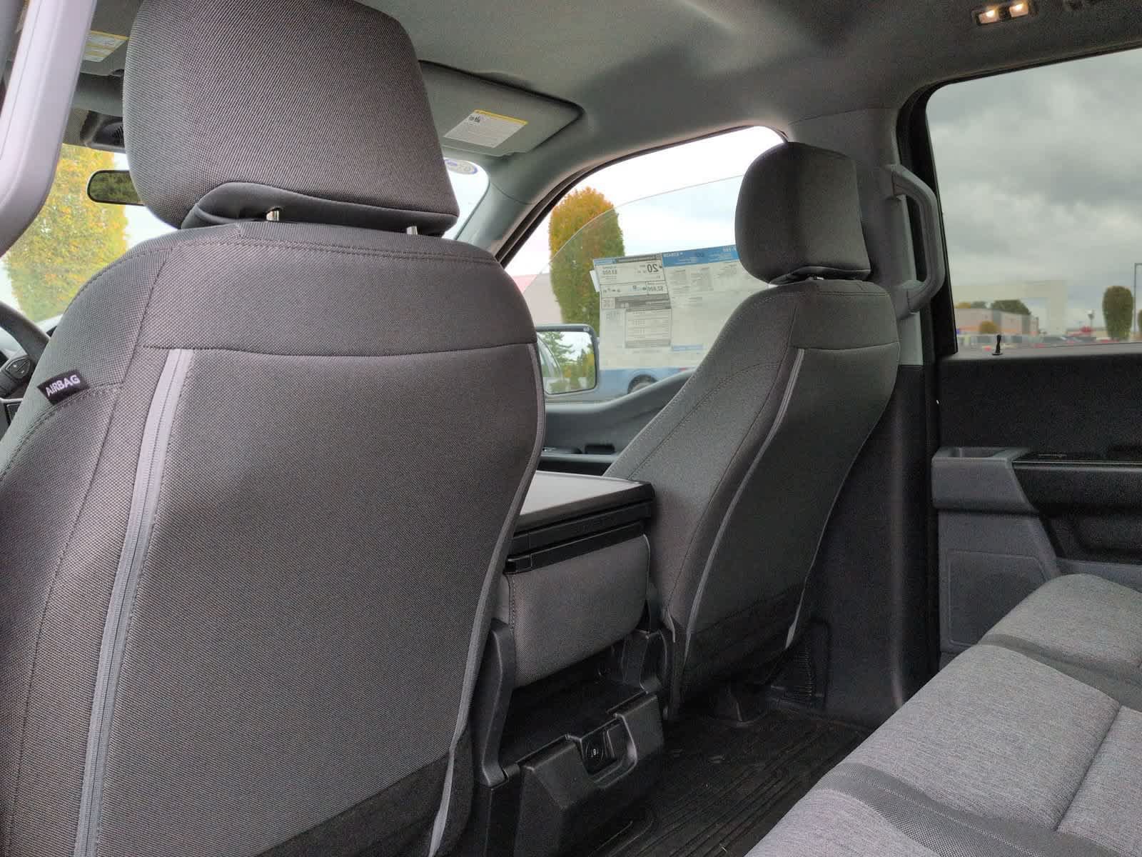Used 2025 Ford F150 XL w/ Equipment Group 103A High AWD/4WD image 19