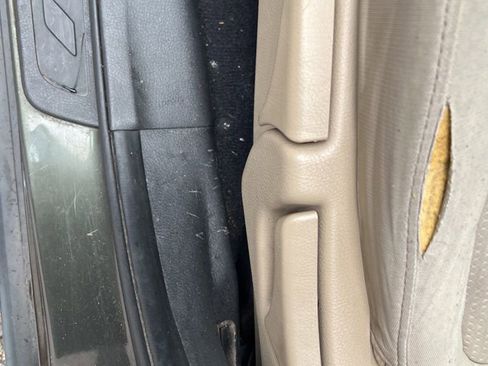 Used 2013 Kia Sorento LX w/ Convenience Pkg image 18