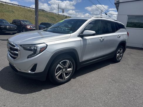 Used 2020 GMC Terrain SLT w/ Preferred Package AWD/4WD image 7