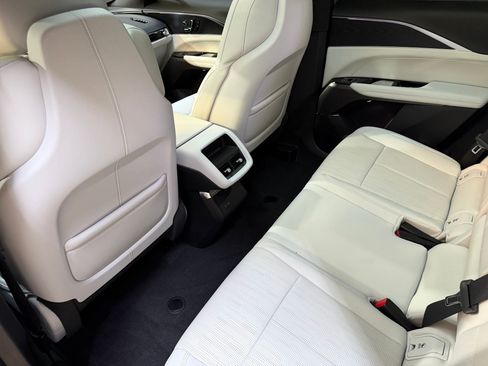 New 2026 Cadillac Lyriq Sport AWD/4WD image 14