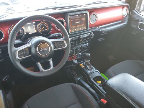 Used 2023 Jeep Gladiator Rubicon w/ LED Lighting Group image 21