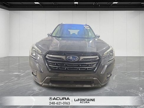 Used 2022 Subaru Forester Limited image 2