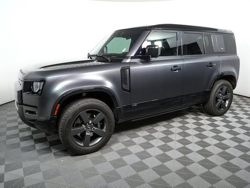 Used 2023 Land Rover Defender 110 V8 image 2