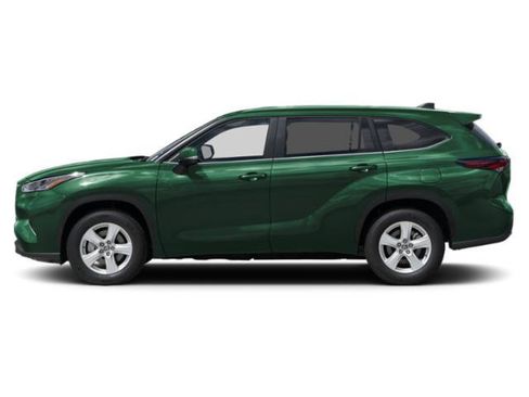 Certified 2025 Toyota Highlander LE AWD/4WD image 3