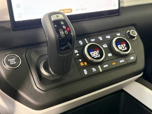 Used 2025 Land Rover Defender 110 S AWD/4WD image 22