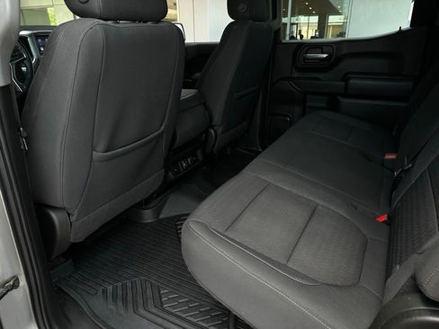 Used 2022 Chevrolet Silverado 1500 LT AWD/4WD image 15
