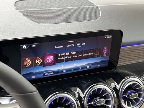 New 2026 Mercedes-Benz GLB 250 GLB 250 image 16