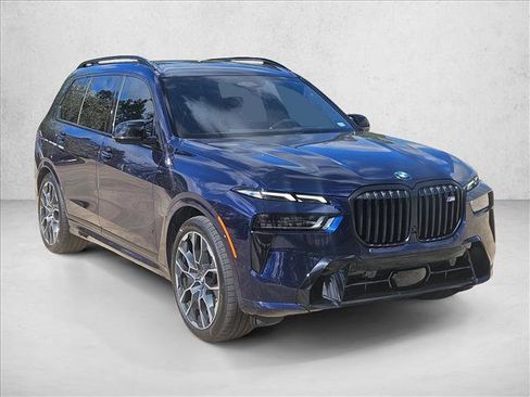 Certified 2025 BMW X7 M60i image 3