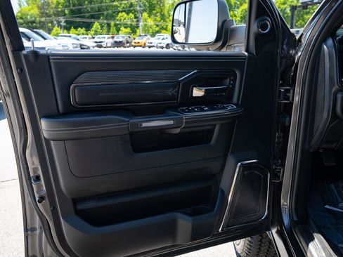 Used 2022 RAM 2500 Limited AWD/4WD image 28