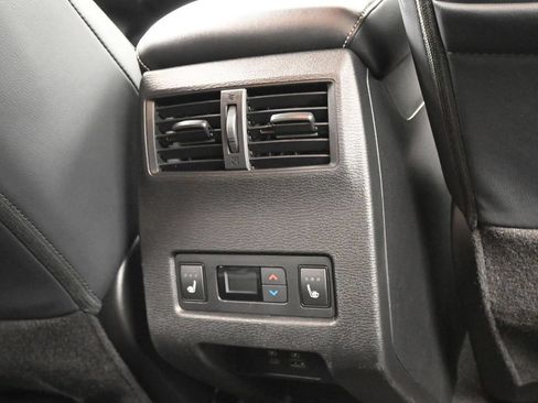 Used 2024 Mitsubishi Outlander SEL FWD image 40