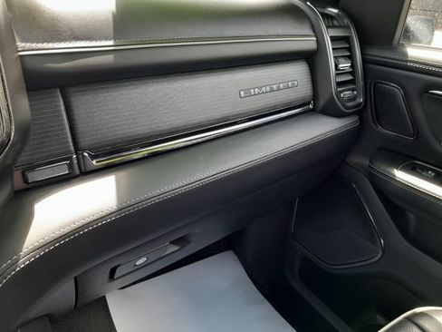 Used 2023 RAM 1500 Limited AWD/4WD image 32
