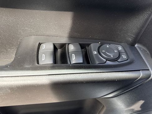 Used 2022 Chevrolet Silverado 1500 W/T w/ Trailering Package image 11