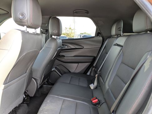 Used 2022 Chevrolet TrailBlazer RS image 12