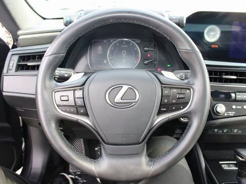 Certified 2023 Lexus ES 350 w/ Premium Package image 16