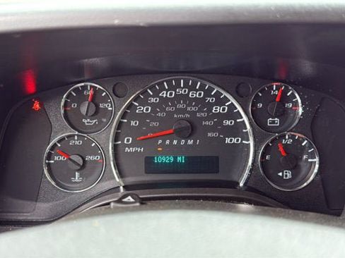 Used 2024 Chevrolet Express 2500 w/ Driver Convenience Package RWD image 16