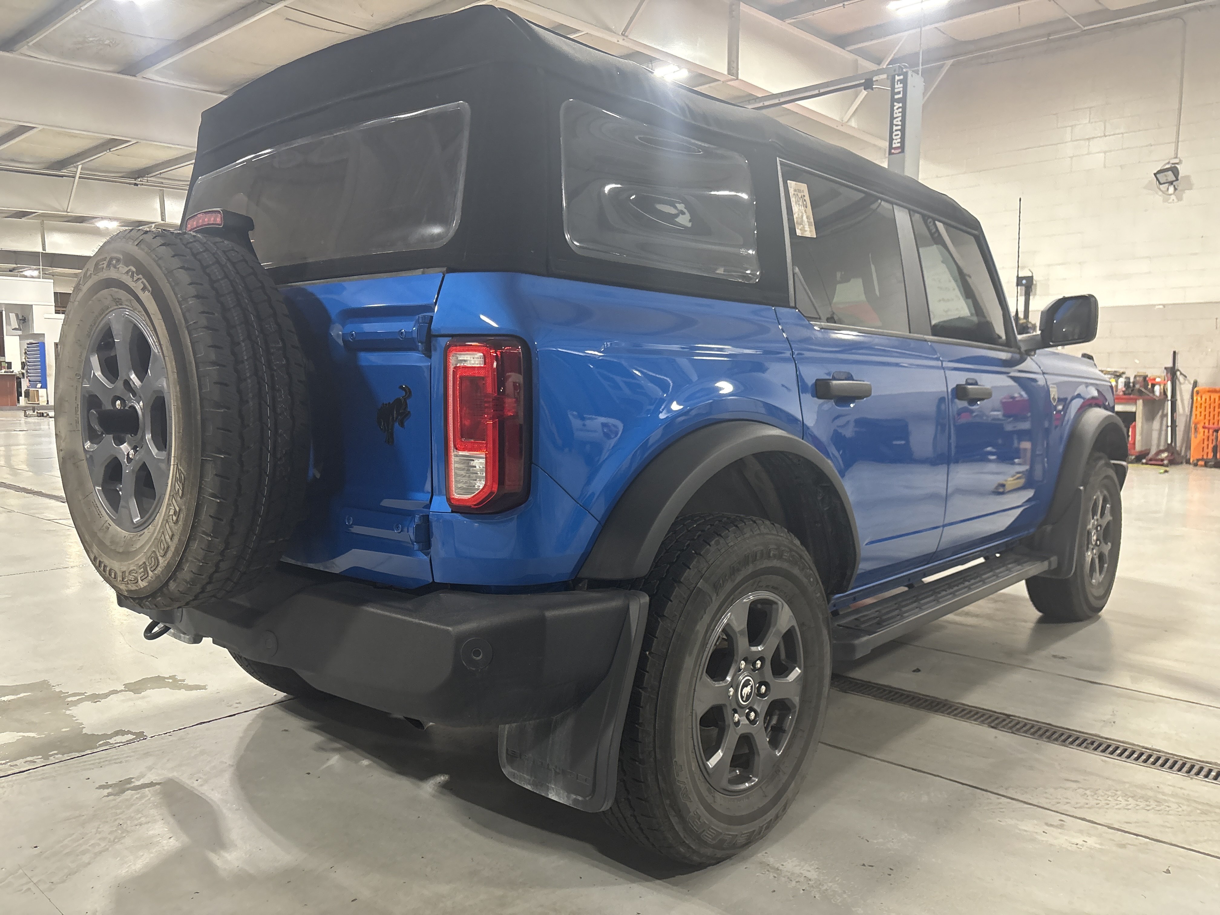Used 2024 Ford Bronco Big Bend AWD/4WD image 4