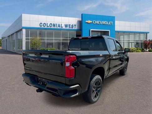 Used 2026 Chevrolet Silverado 1500 LT Trail Boss w/ LT Trail Boss Premium Package AWD/4WD image 5