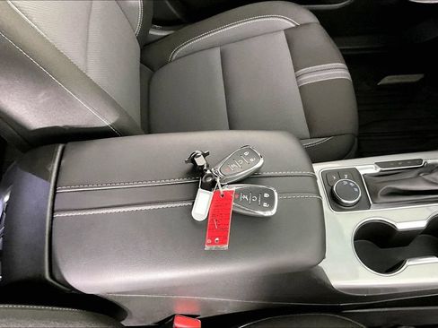 Used 2025 Chevrolet Blazer LT w/ Redline Edition FWD image 32