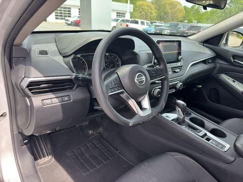 Used 2020 Nissan Altima 2.5 S image 7