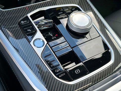 Used 2026 BMW X5 M60i image 14