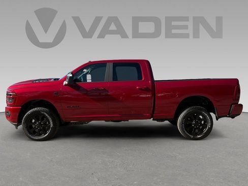 New 2026 RAM 2500 Laramie w/ Night Edition AWD/4WD image 7