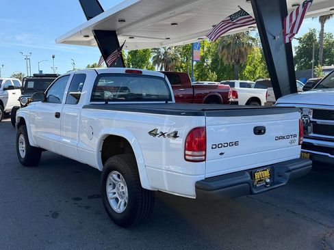 Used 2004 Dodge Dakota 4x4 Club Cab w/ Tire & Handling Group image 3
