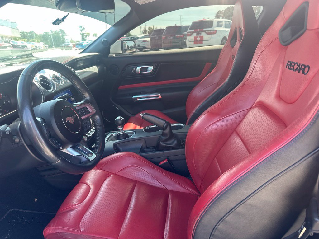 Used 2021 Ford Mustang GT Premium w/ GT Performance Package RWD image 12