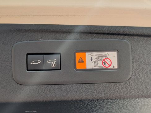 Used 2025 Lexus GX 550 w/ Accessory Package (2T) AWD/4WD image 29