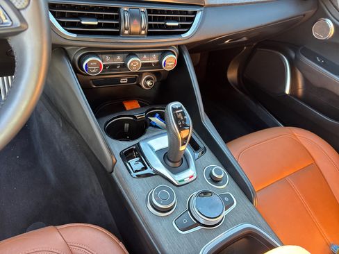 Used 2022 Alfa Romeo Giulia Ti image 26