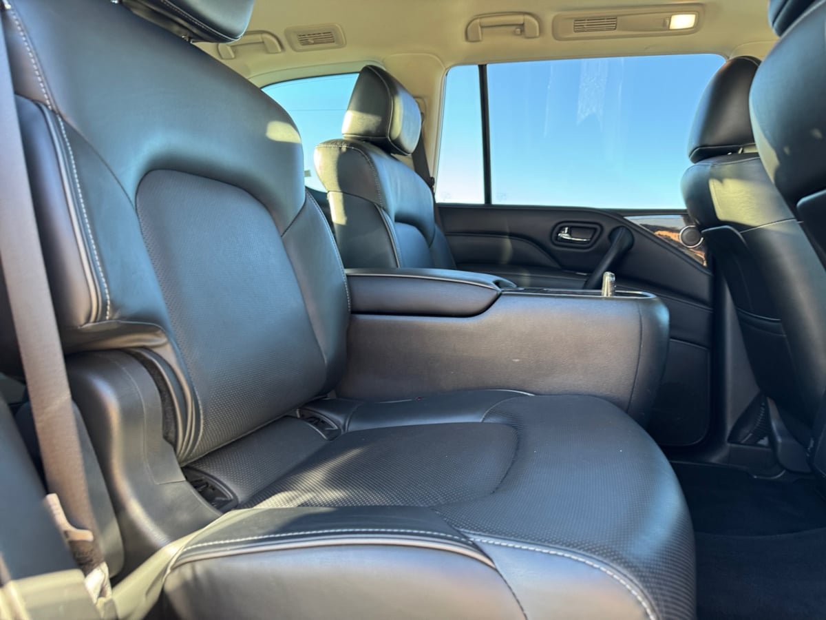 Used 2023 INFINITI QX80 Luxe w/ Cargo Package RWD image 19