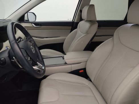 Used 2020 Hyundai Palisade SEL w/ Premium Package image 17