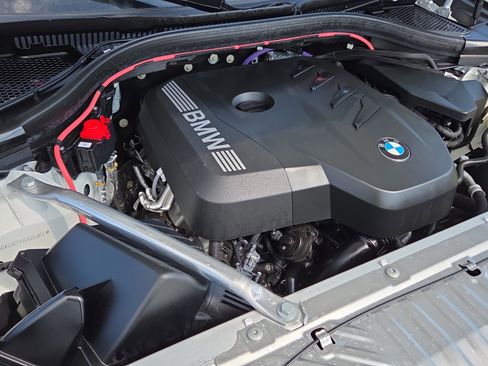 Certified 2025 BMW X3 xDrive30i w/ Convenience Package image 24