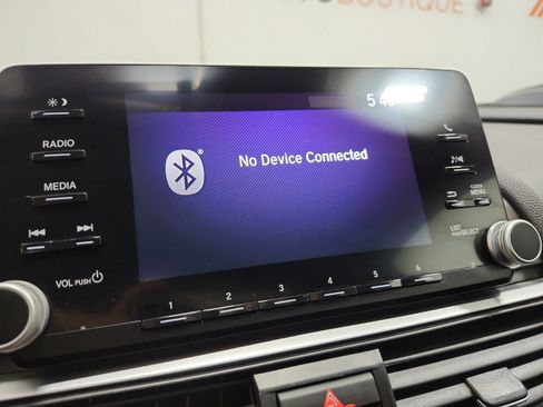 Used 2019 Honda Accord LX image 17