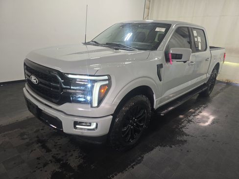 Used 2024 Ford F150 Lariat w/ Equipment Group 502A High AWD/4WD image 3
