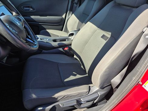 Certified 2022 Honda HR-V Sport image 17
